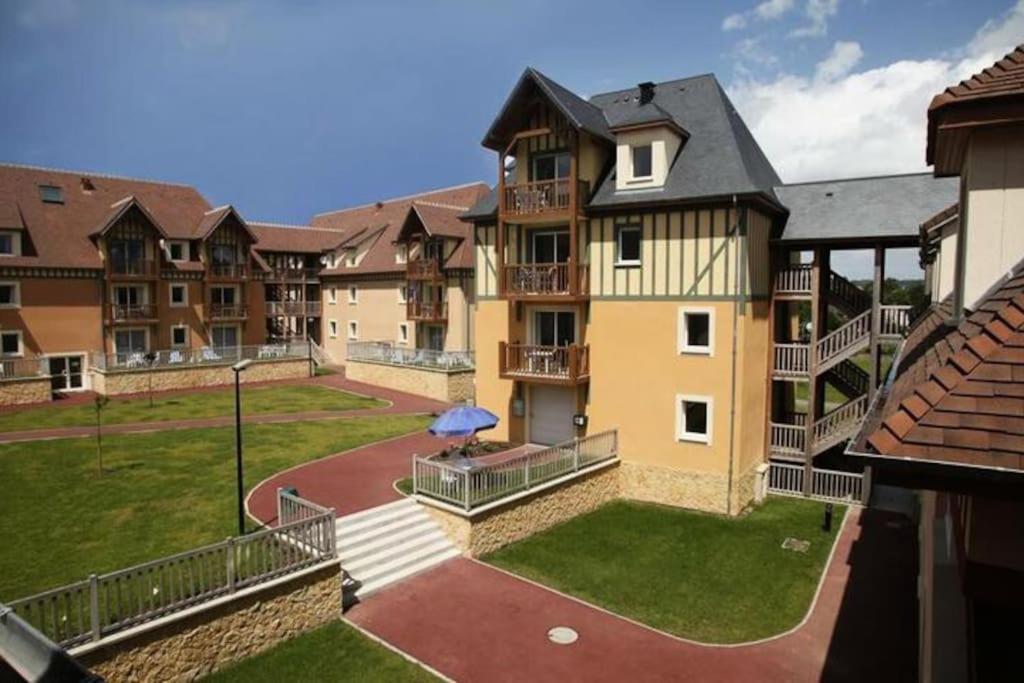 D34 La Ferme De Deauville 1 Ch 1er Etage Sozen C Appartement